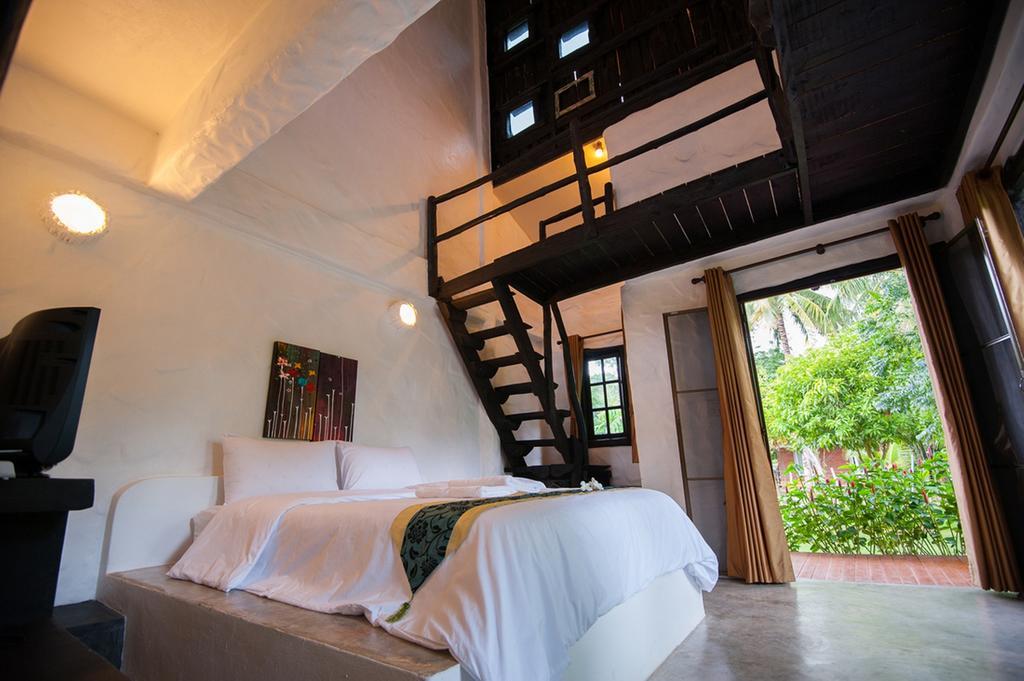 Hotel Baan Pong Tara Suan Phueng Pokoj fotografie